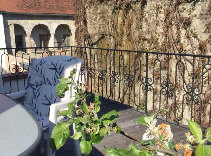 Apartment Altstadt-apartments - Ihr Zuhause Auf Reisen